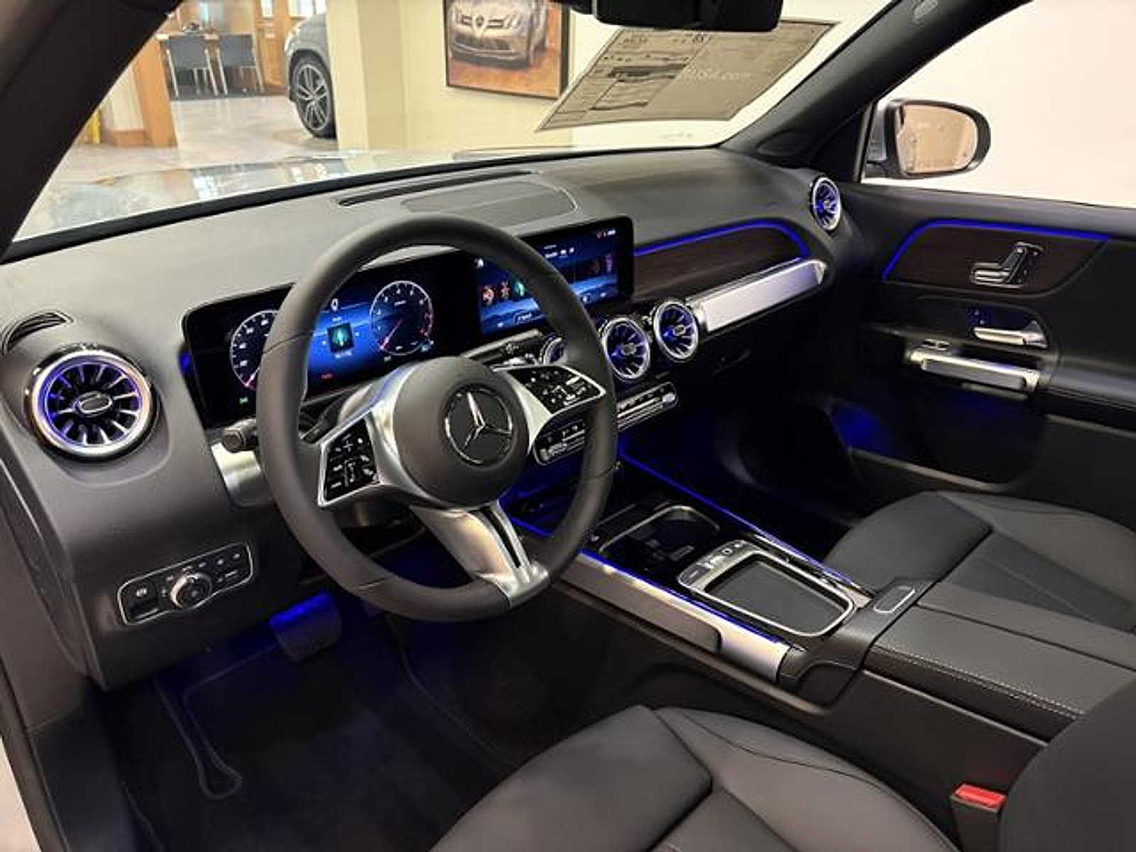 New 2026 Mercedes-Benz GLB 250 image 11