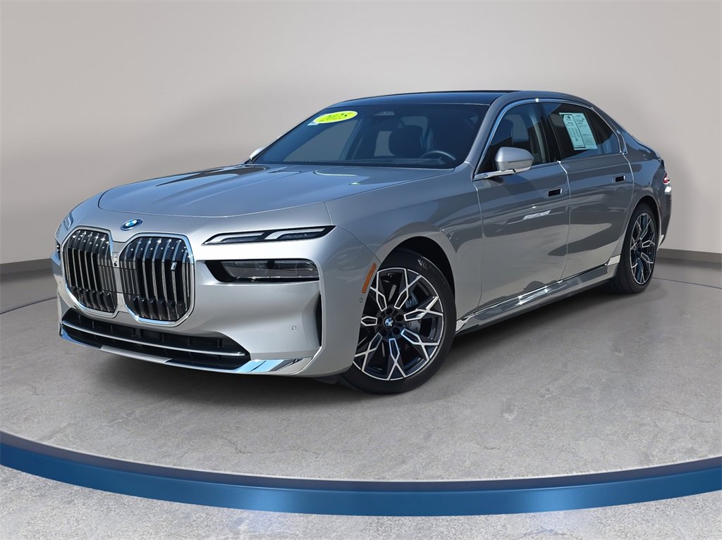 Used 2025 BMW i7 eDrive50 w/ Premium Package