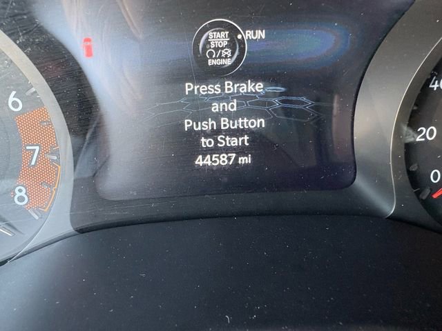 Used 2024 Jeep Compass Latitude image 8