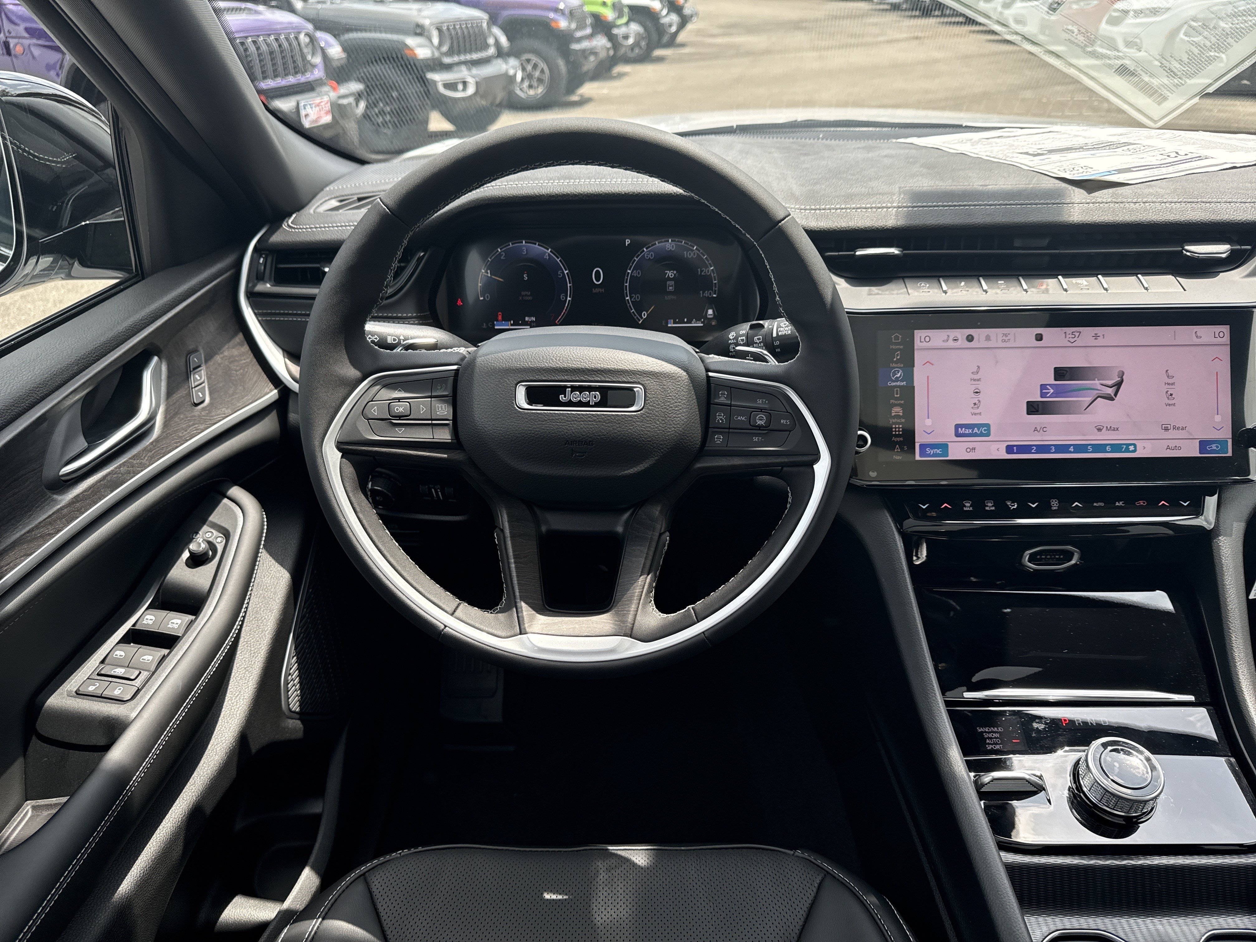 New 2026 Jeep Grand Cherokee Limited AWD/4WD image 24