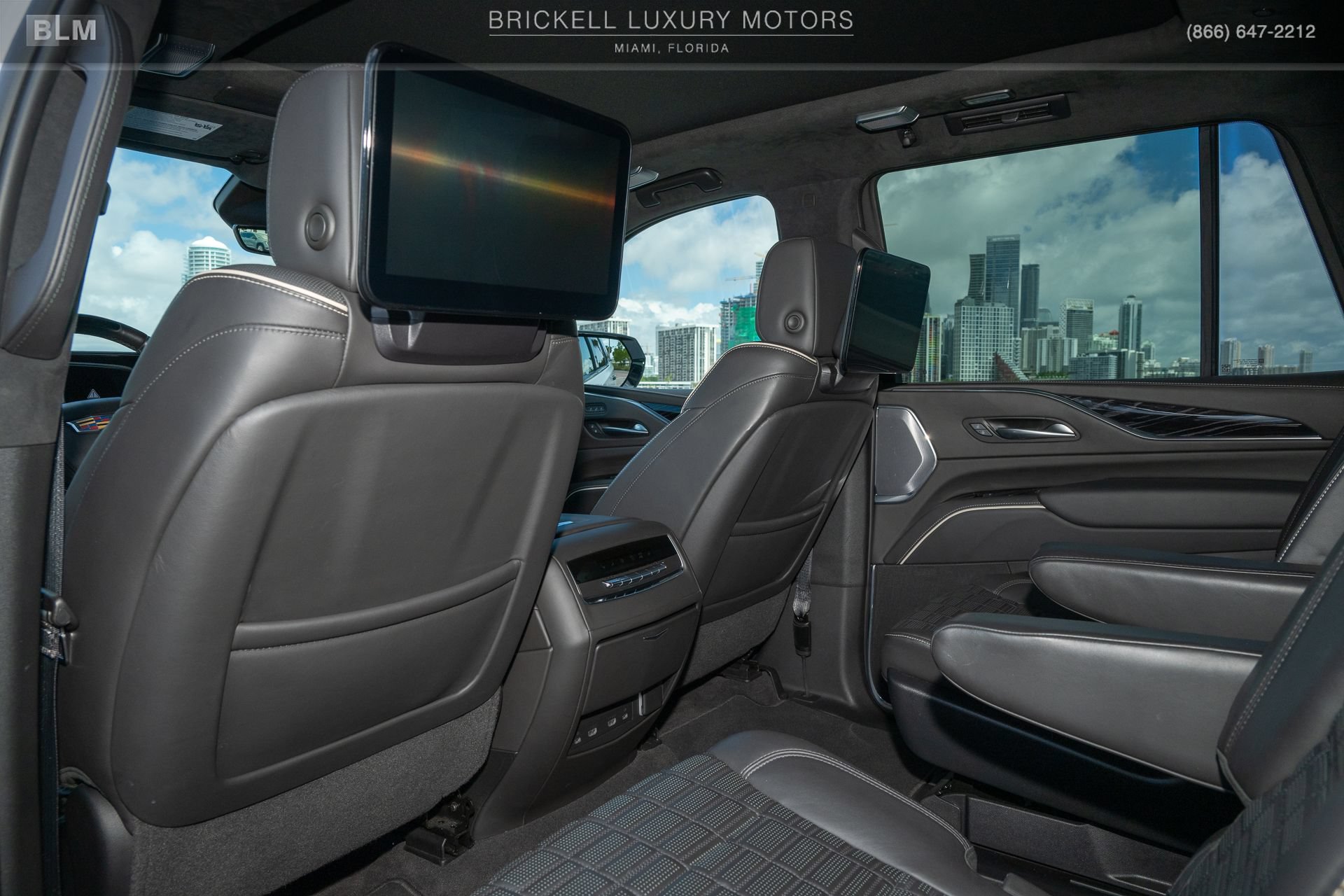 Used 2023 Cadillac Escalade V AWD/4WD image 23