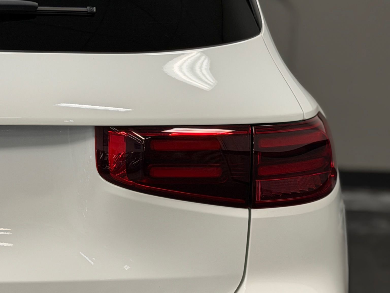 Used 2025 Mercedes-Benz GLB 250 image 13