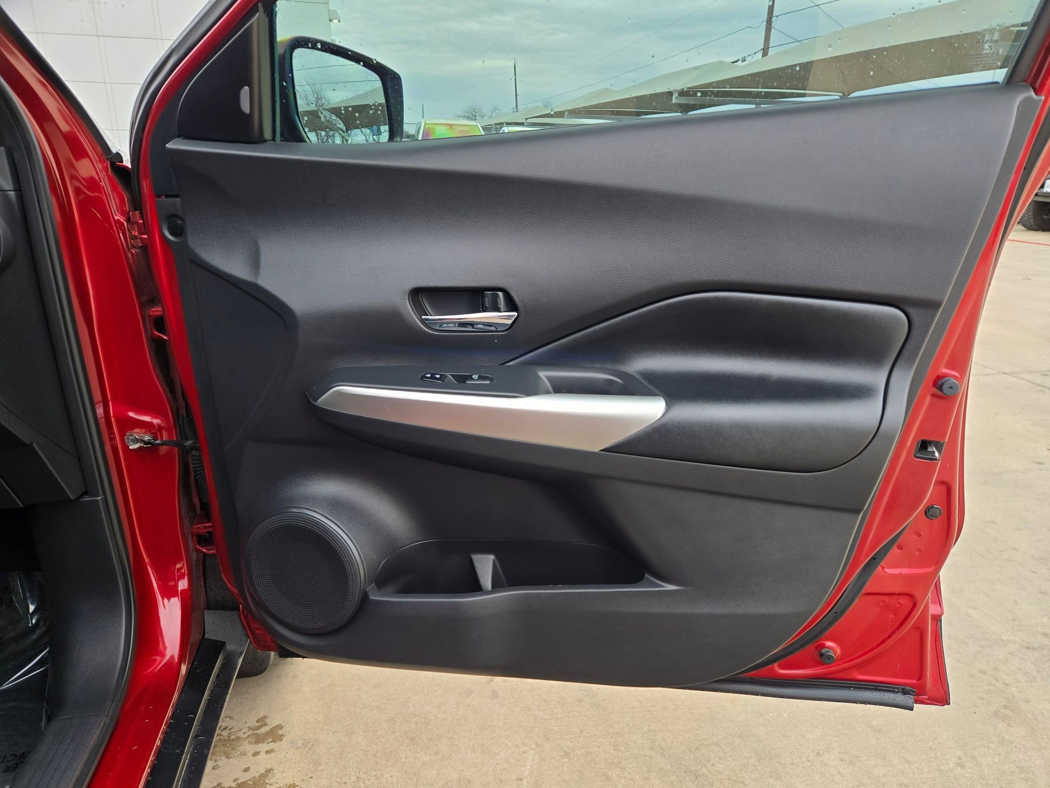 Used 2020 Nissan Kicks SR w/ SR Premium Package image 29