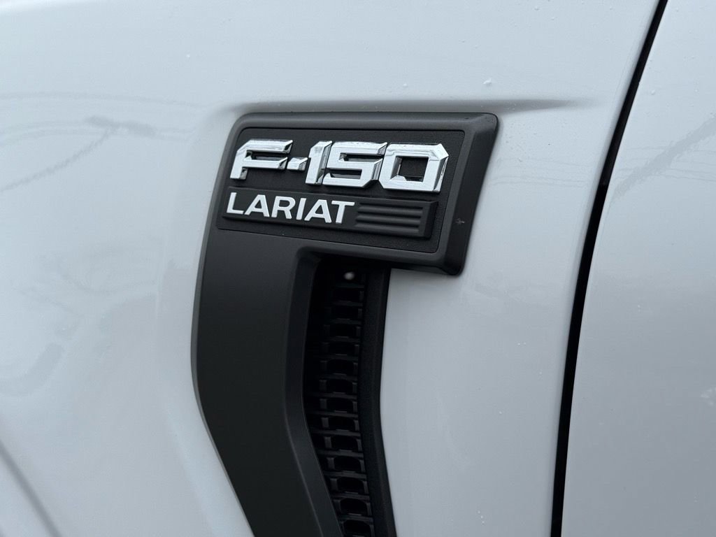 Used 2023 Ford F150 Lariat w/ Equipment Group 502A High image 43