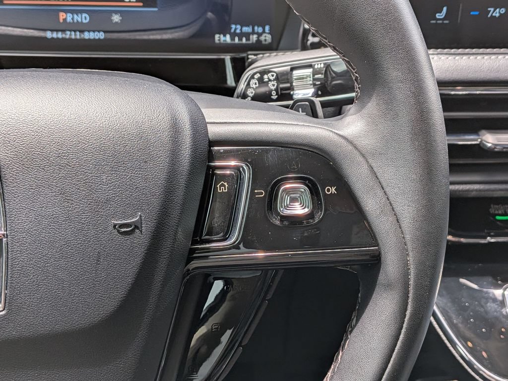 Used 2023 Lincoln Corsair AWD w/ Towing Package image 21