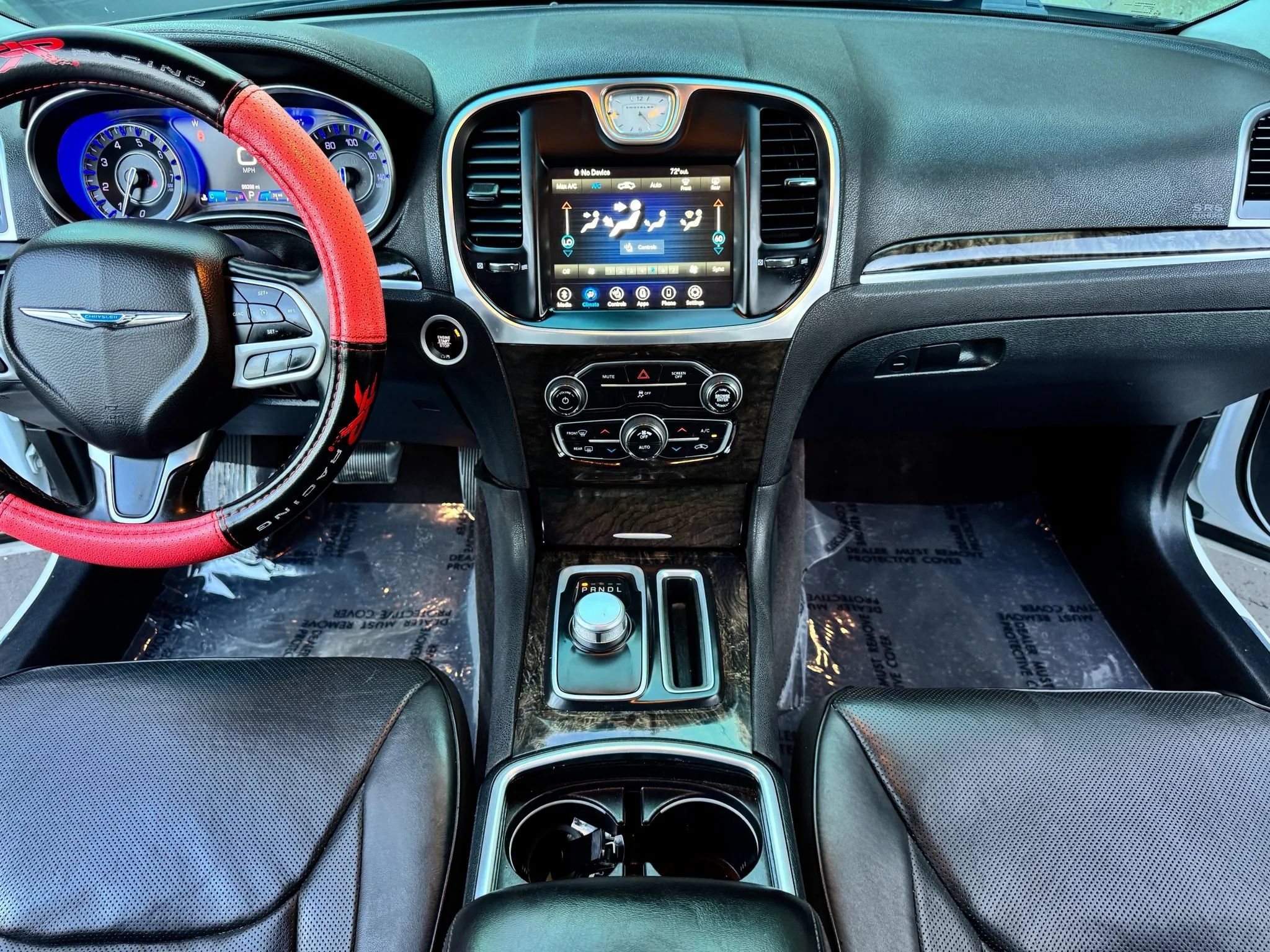 Used 2018 Chrysler 300 Limited RWD image 25