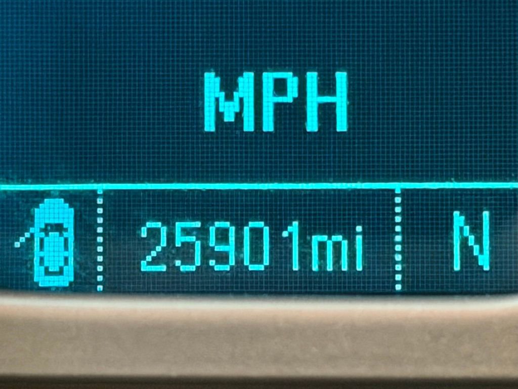 Used 2015 Chevrolet Camaro LS RWD image 19