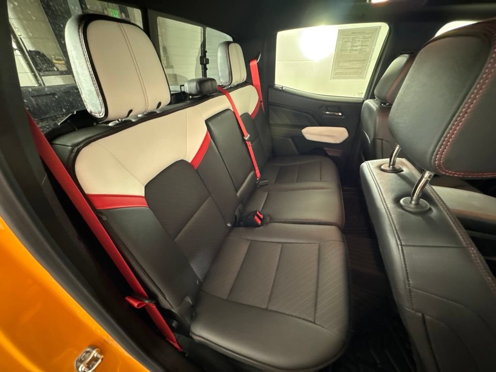 Certified 2025 GMC Canyon AT4 w/ AT4X Package AWD/4WD image 37