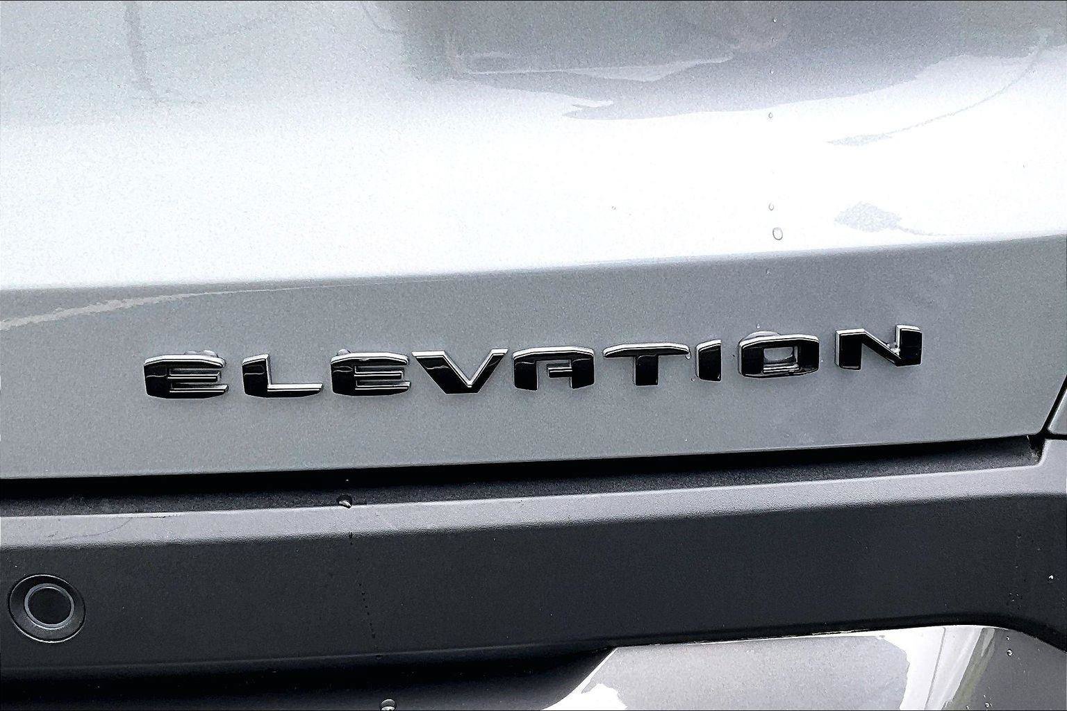 Used 2025 GMC Terrain Elevation AWD/4WD image 9