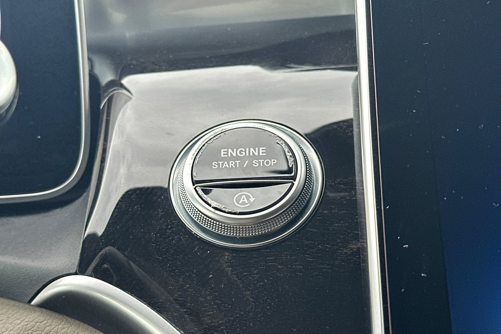 Certified 2025 Mercedes-Benz GLC 300 4MATIC image 22