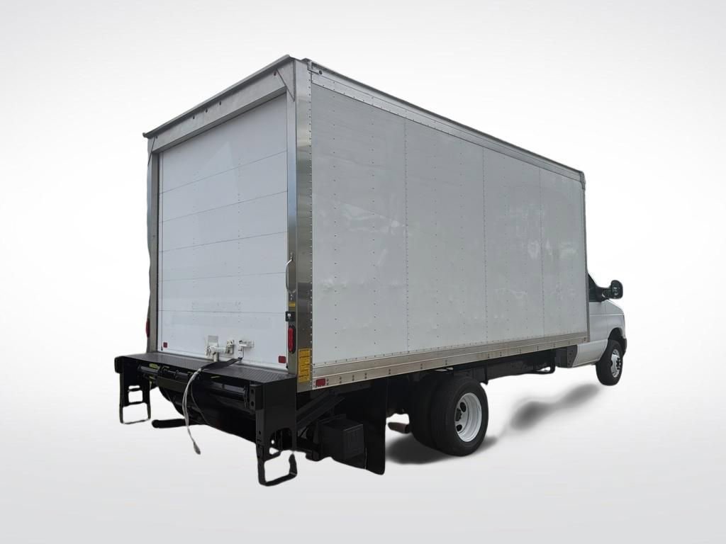 Used 2024 Ford E-450 and Econoline 450 Super Duty w/ Power Windows & Locks Group image 5