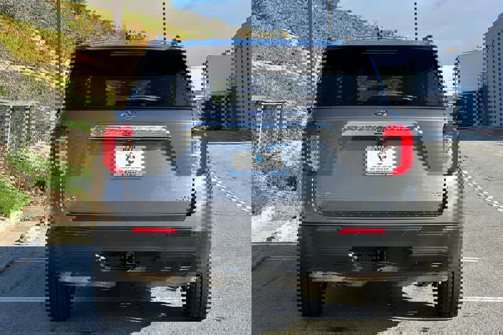 Used 2022 Ford Explorer XLT w/ Class IV Trailer Tow Package image 8