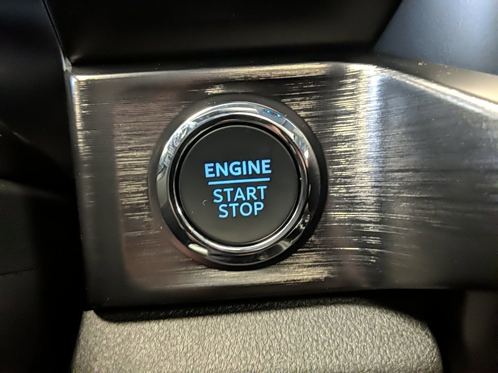 New 2026 Ford F250 Lariat w/ Black Appearance Package image 32