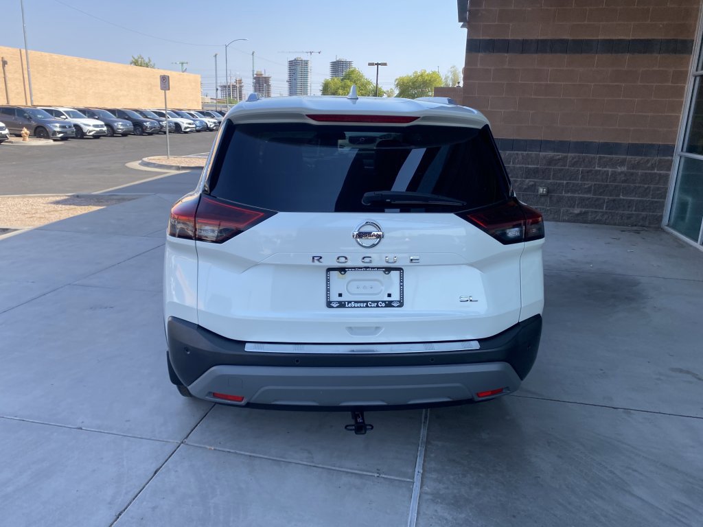 Used 2021 Nissan Rogue SL w/ Premium Package image 4