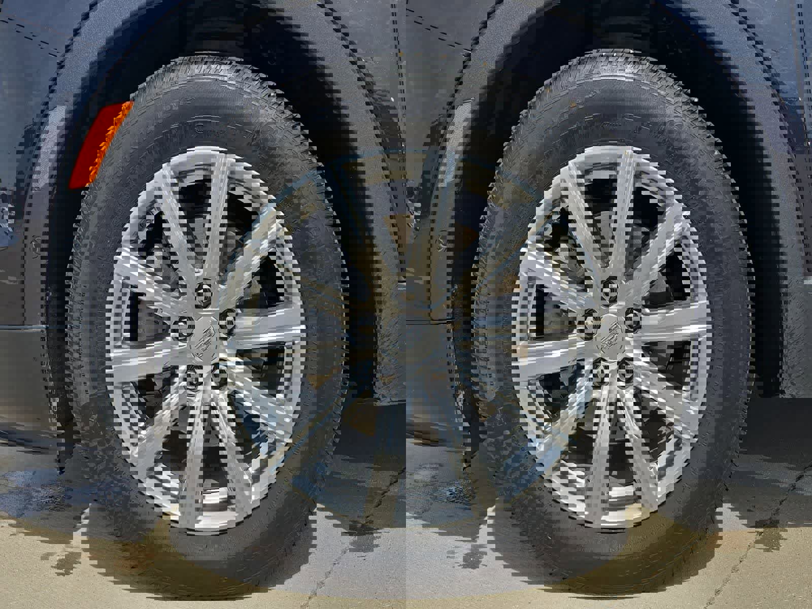 Used 2022 Cadillac XT4 Premium Luxury w/ Enhanced Visibility Package image 11