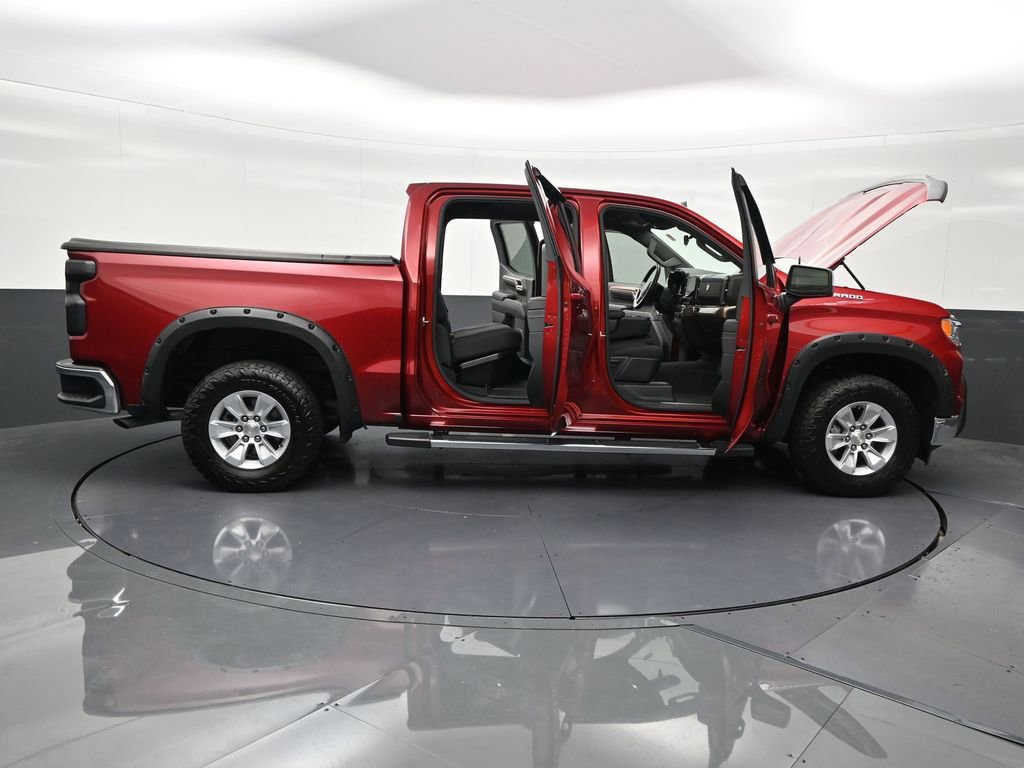Used 2024 Chevrolet Silverado 1500 LT RWD image 33