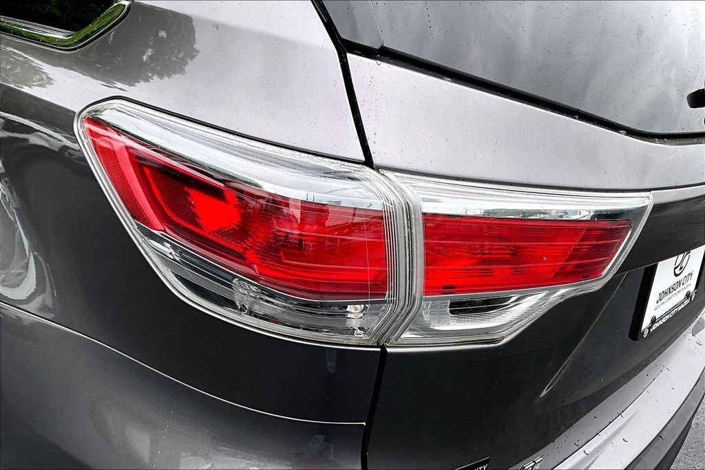Used 2015 Toyota Highlander Limited FWD image 30