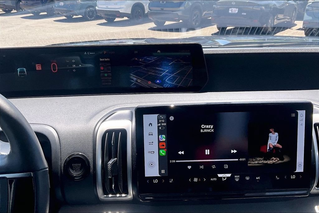 Used 2025 Ford Expedition Active AWD/4WD image 32