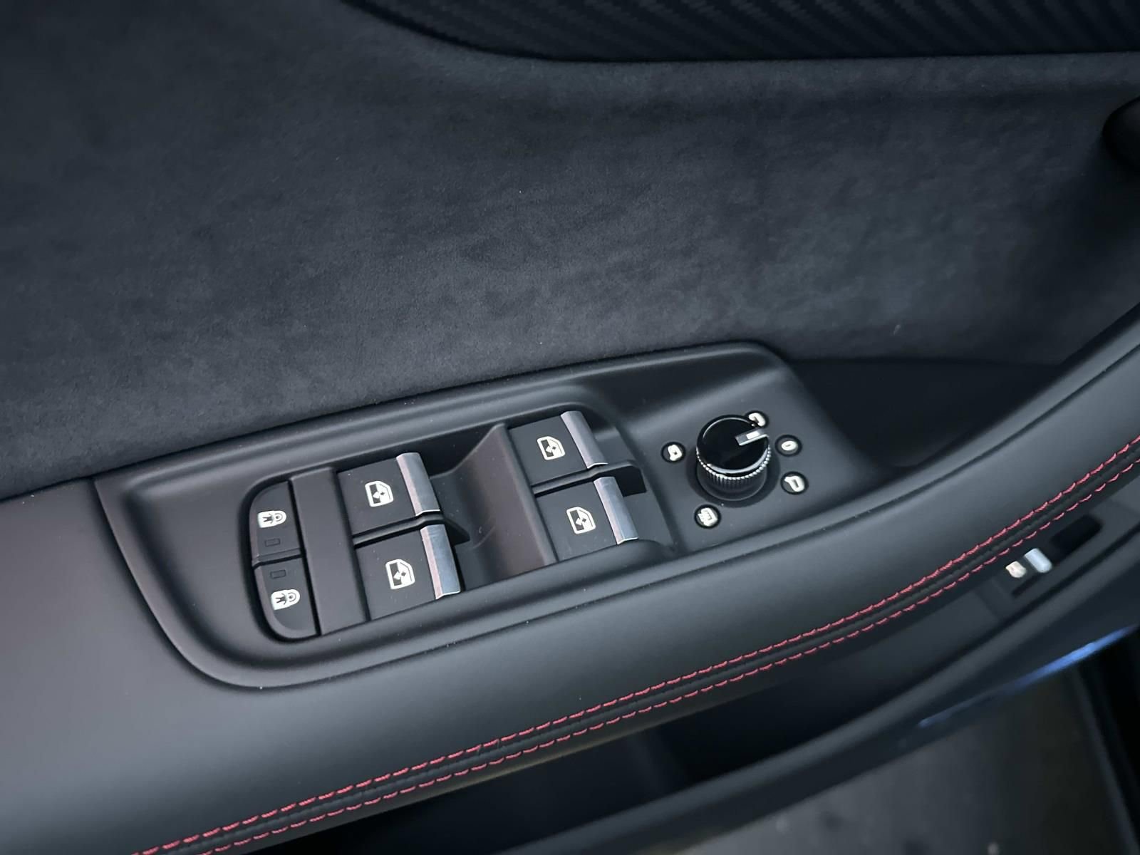 New 2026 Audi Q7 3.0T Prestige image 13