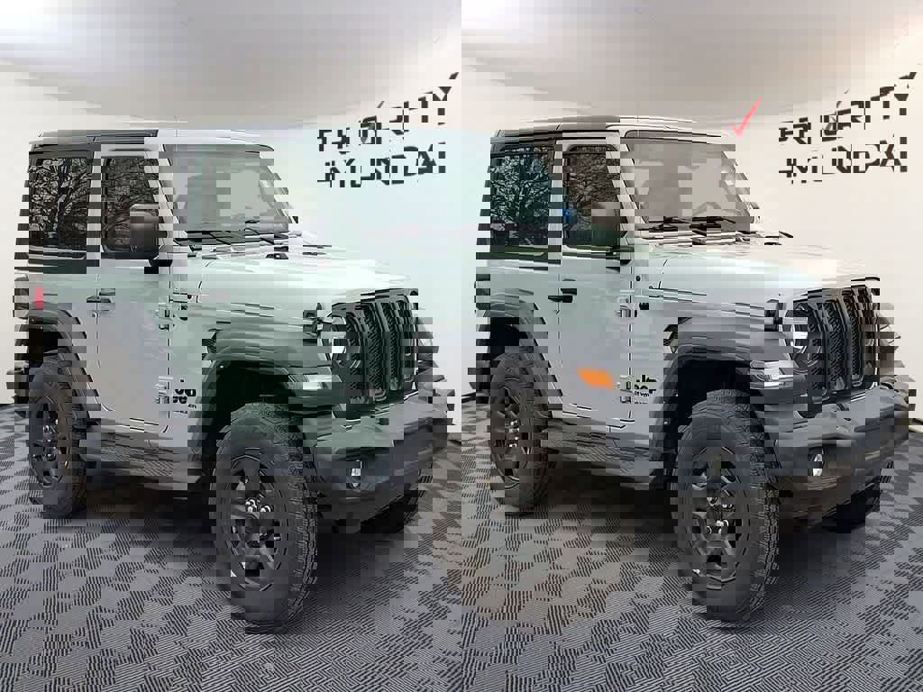 Used 2023 Jeep Wrangler Sport image 3