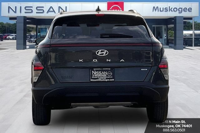 Used 2025 Hyundai Kona SEL AWD/4WD image 6