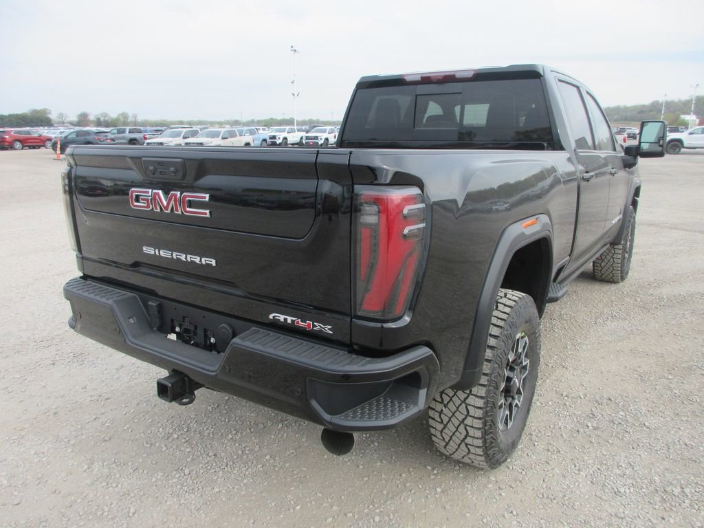 New 2026 GMC Sierra 2500 AT4X image 4