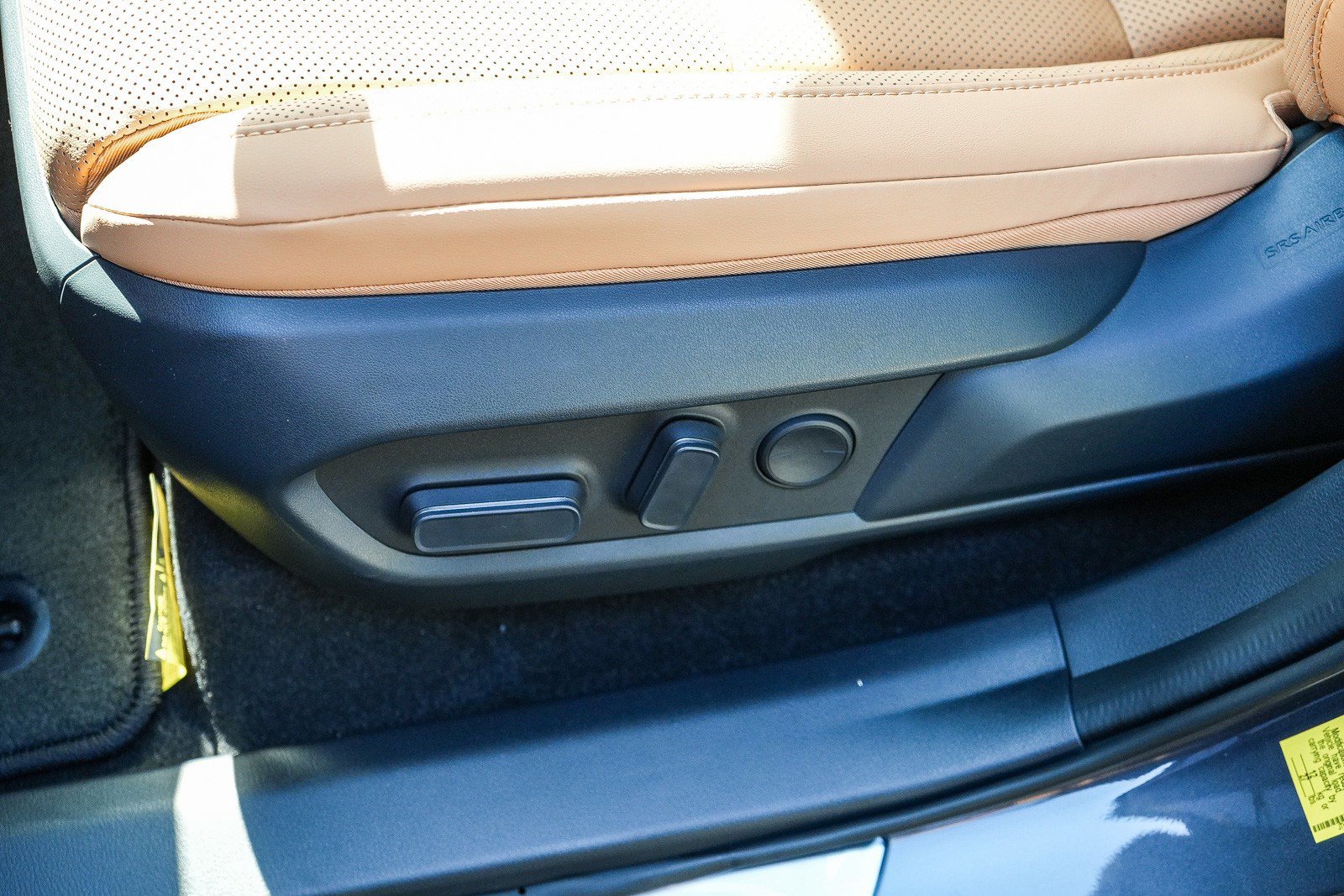 New 2026 Lexus ES 350e FWD image 21