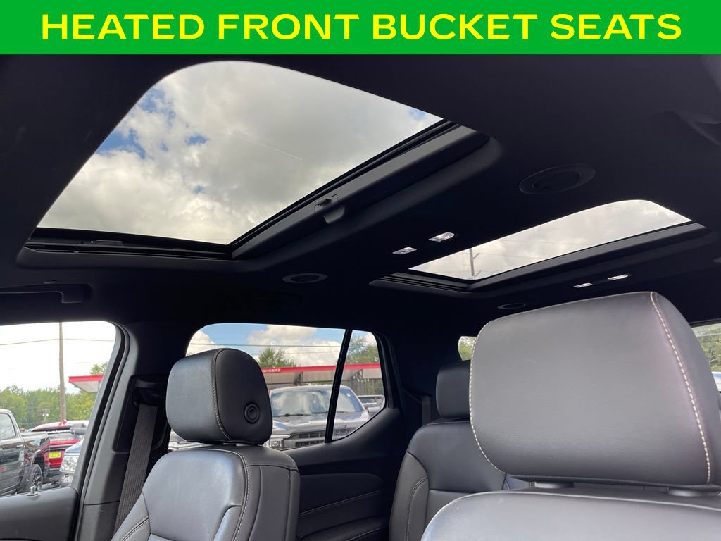 Used 2023 Chevrolet Traverse LT w/ LT Premium Package AWD/4WD image 16
