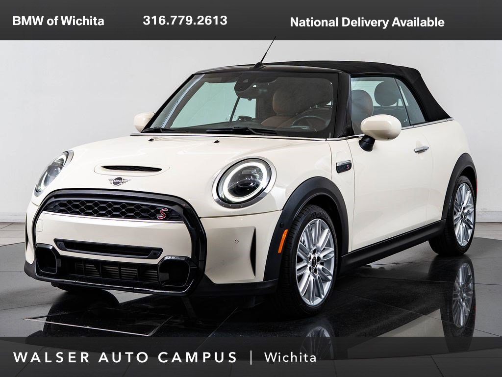 Used 2022 MINI Cooper S w/ Driver Assistance Package FWD image 1