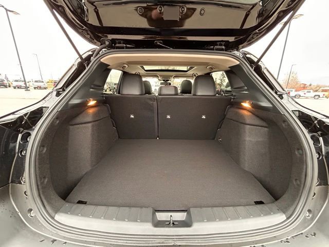 New 2025 Nissan Kicks SR w/ SR Premium Package image 42