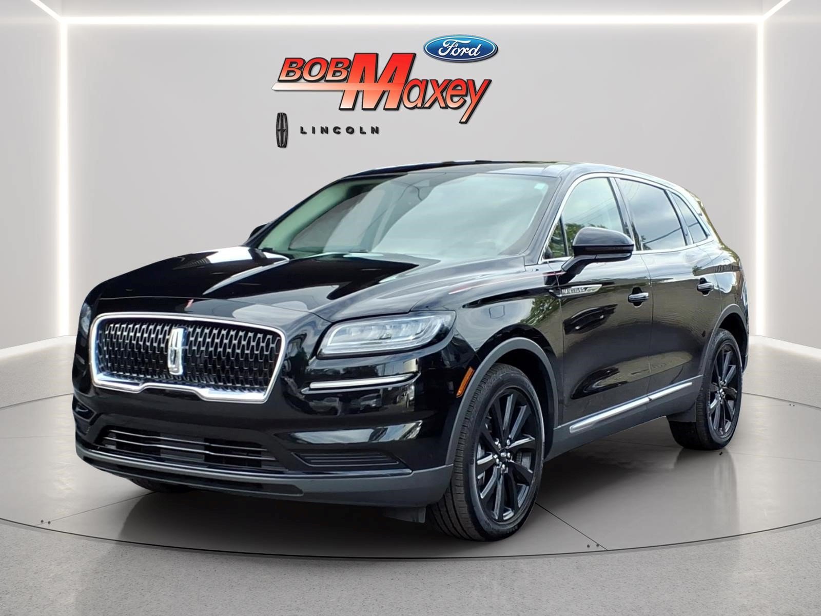 Used 2023 Lincoln Nautilus Reserve w/ Monochromatic Package