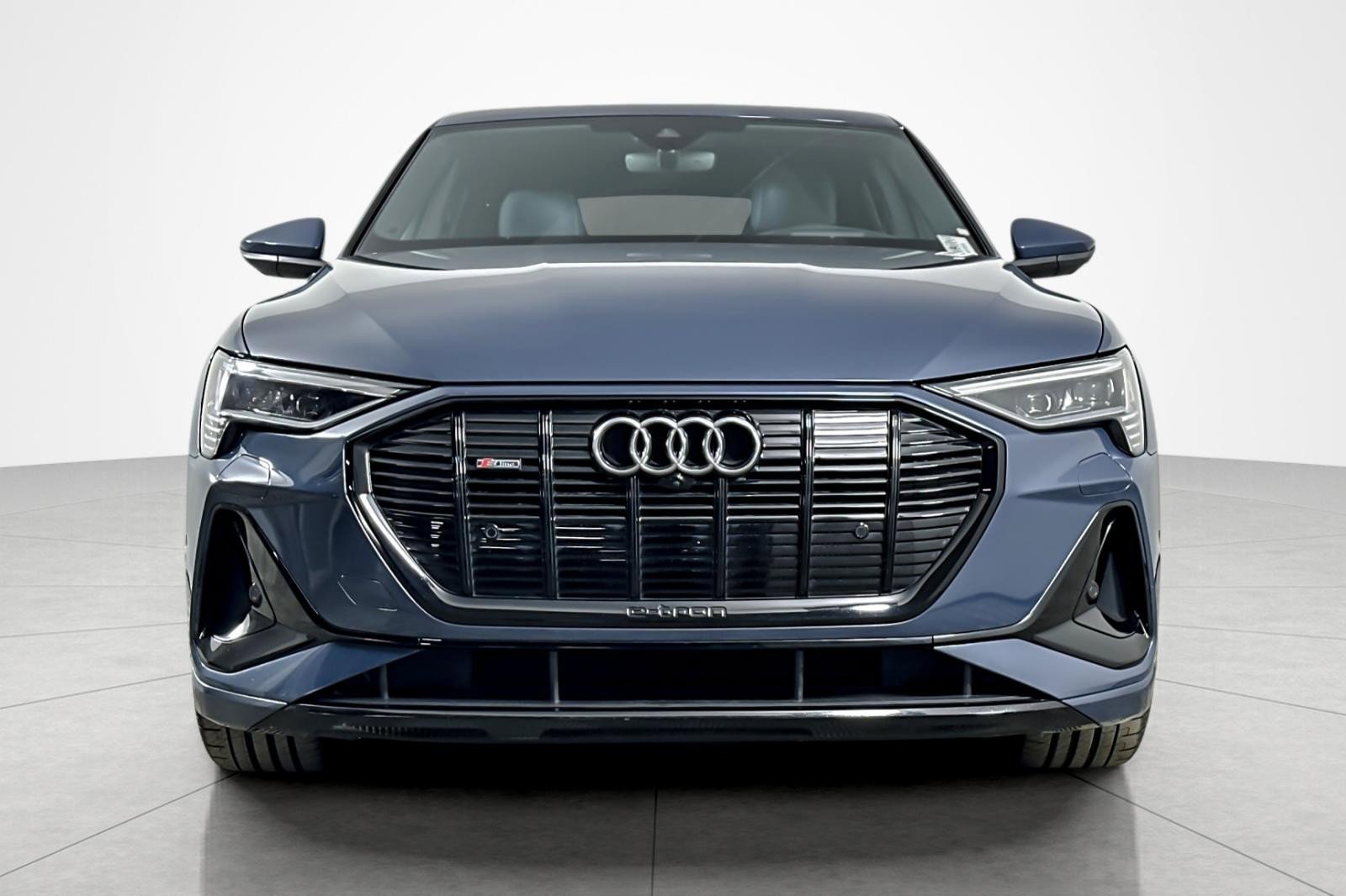 Used 2023 Audi e-tron Prestige w/ Prestige Package image 8