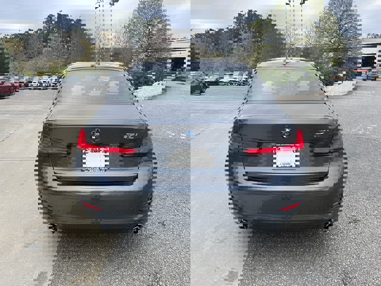 Used 2021 BMW 330i Sedan w/ Premium Package image 7