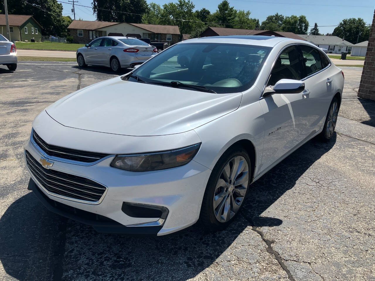 Used 2016 Chevrolet Malibu Premier FWD image 7