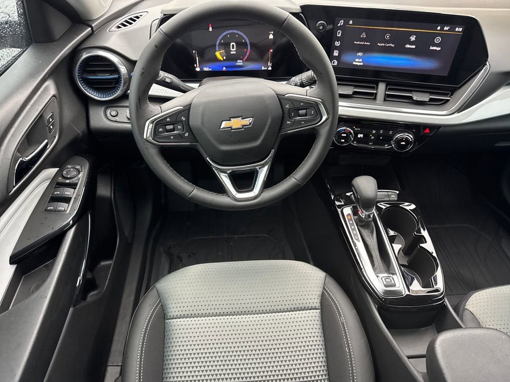 New 2026 Chevrolet Trax LT w/ LT Convenience Package FWD image 13
