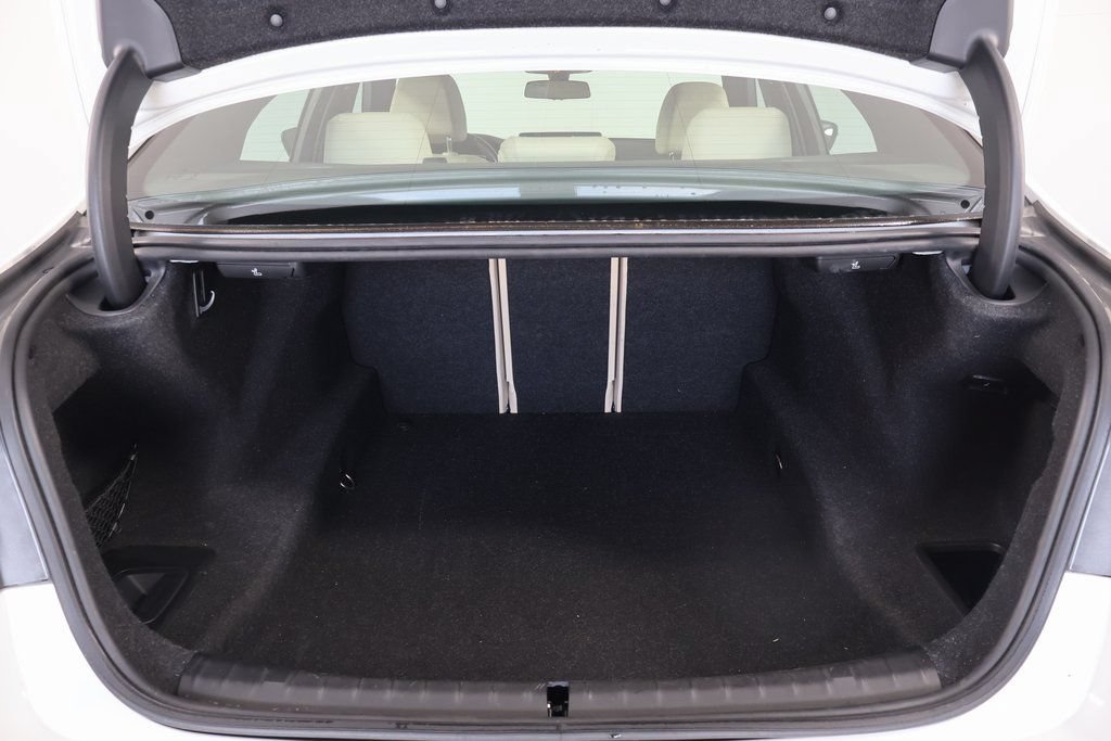 Used 2023 BMW 530i w/ Premium Package RWD image 13