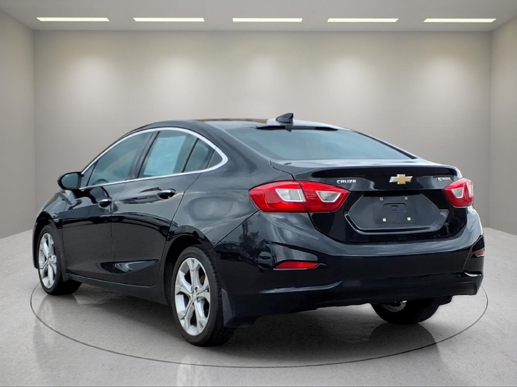 Used 2016 Chevrolet Cruze Premier FWD image 23