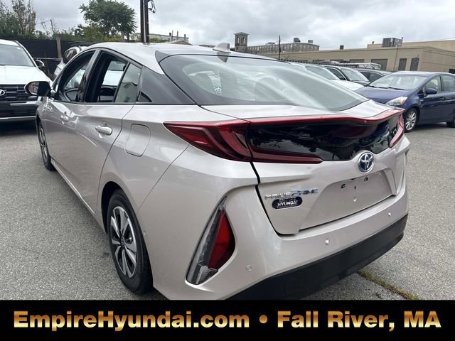 Used 2018 Toyota Prius Prime Advanced w/ Carpet Mat Package image 8