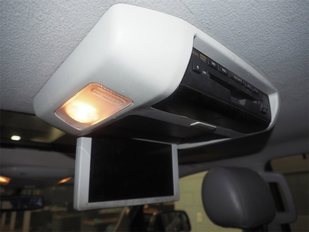 Used 2010 Toyota Sequoia Platinum image 13