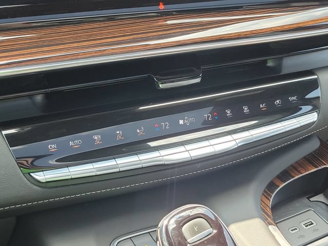 Certified 2023 Cadillac Escalade ESV Premium Luxury w/ LPO, Radiant Package AWD/4WD image 15