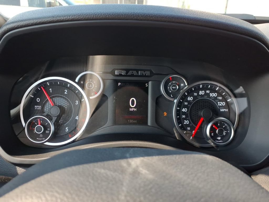 New 2026 RAM 2500 Tradesman AWD/4WD image 19