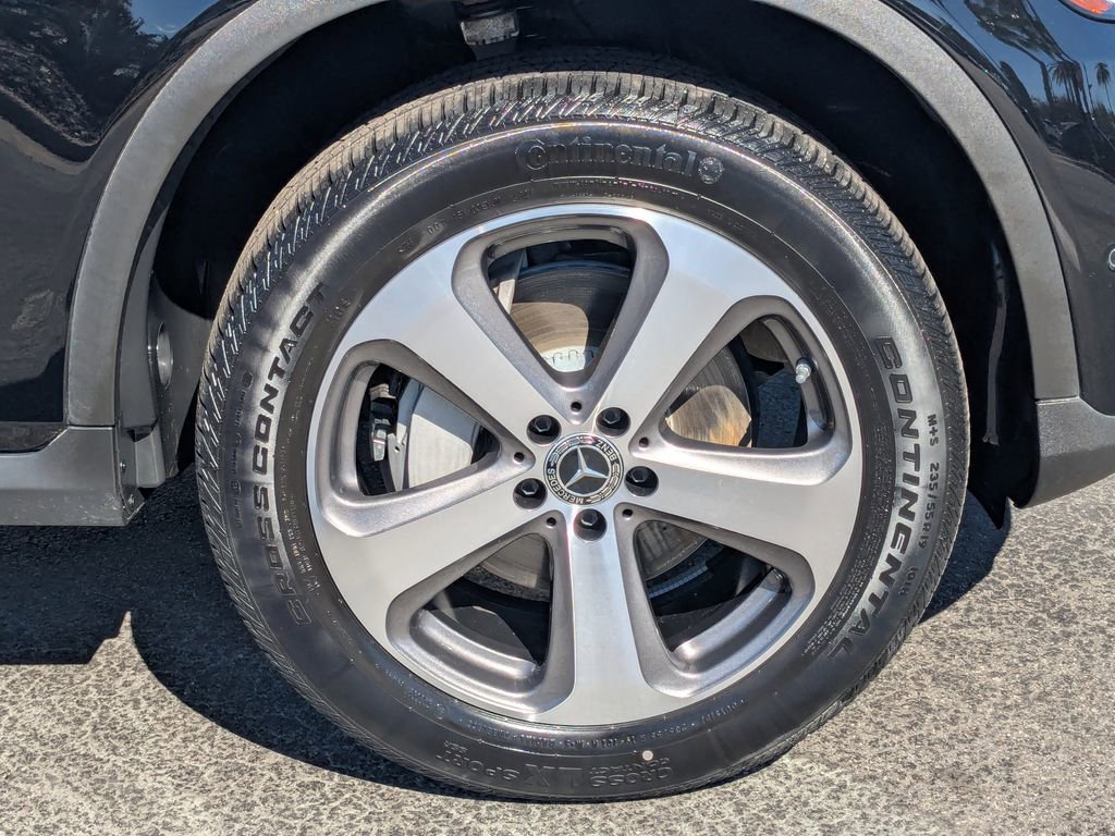 Certified 2022 Mercedes-Benz GLC 300 4MATIC w/ Premium Package Lite image 21