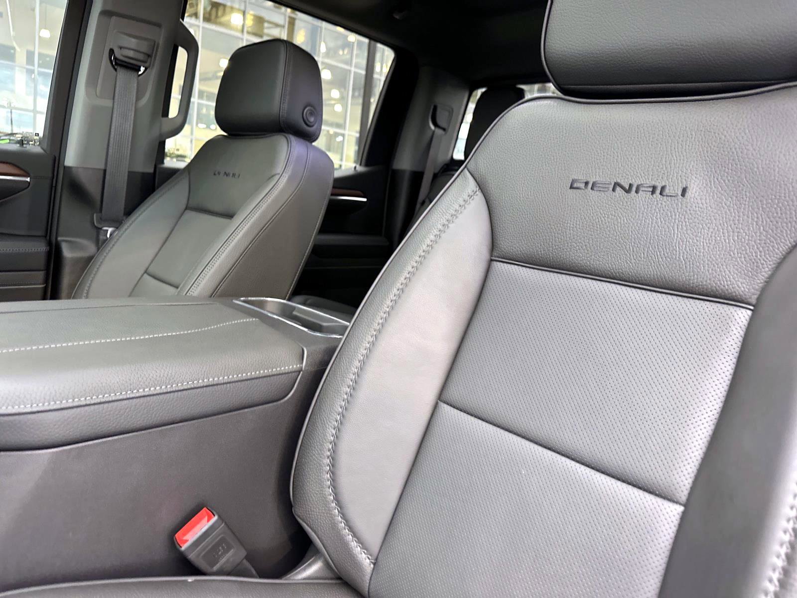 Used 2025 GMC Sierra 1500 Denali image 23