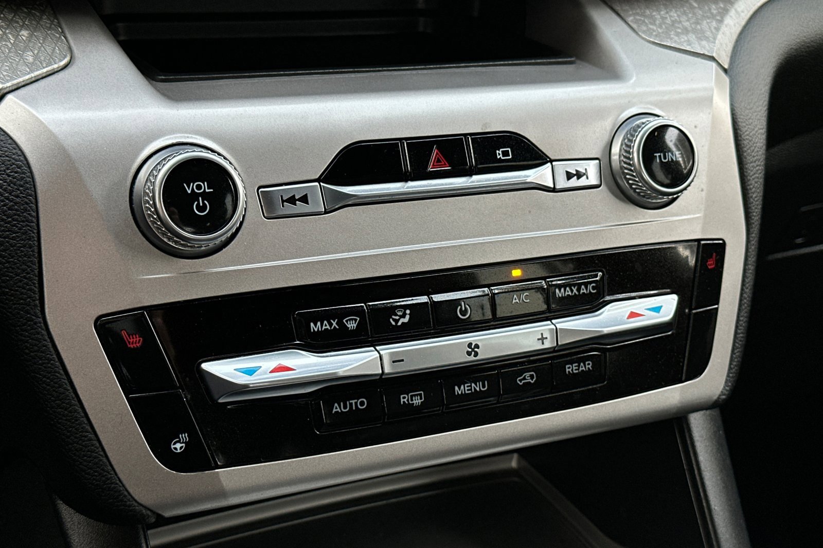 Certified 2022 Ford Explorer Timberline image 21