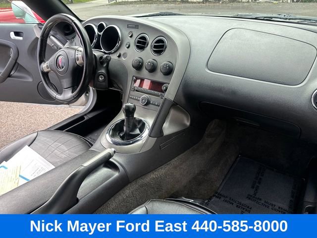 Used 2007 Pontiac Solstice Convertible w/ Premium Package RWD image 24