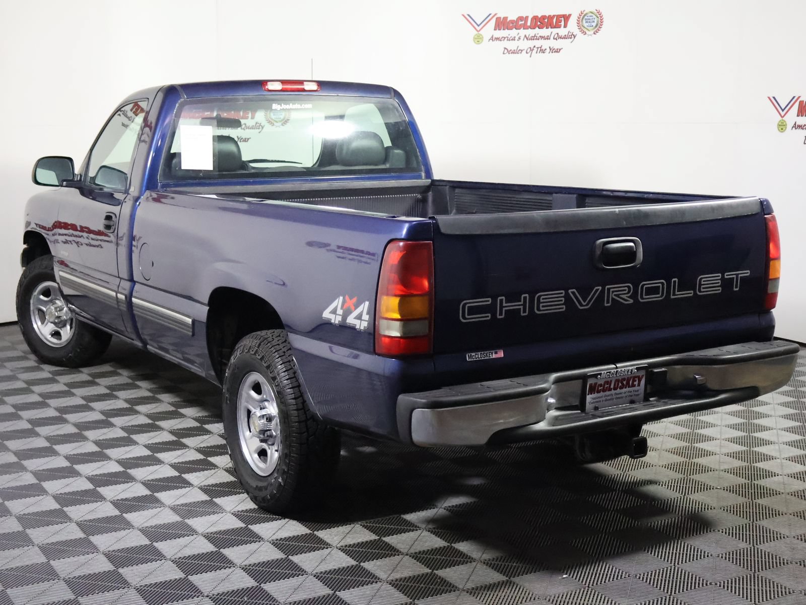 Used 1999 Chevrolet Silverado 1500 4x4 Regular Cab w/ Exterior Appearance Pkg image 11
