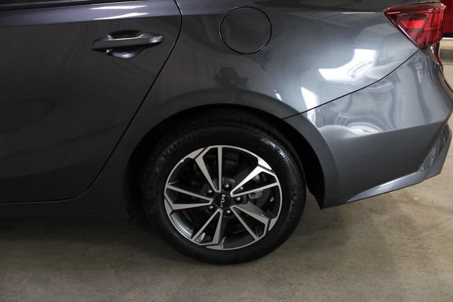 Used 2023 Kia Forte LXS w/ LXS Technology Package FWD image 28