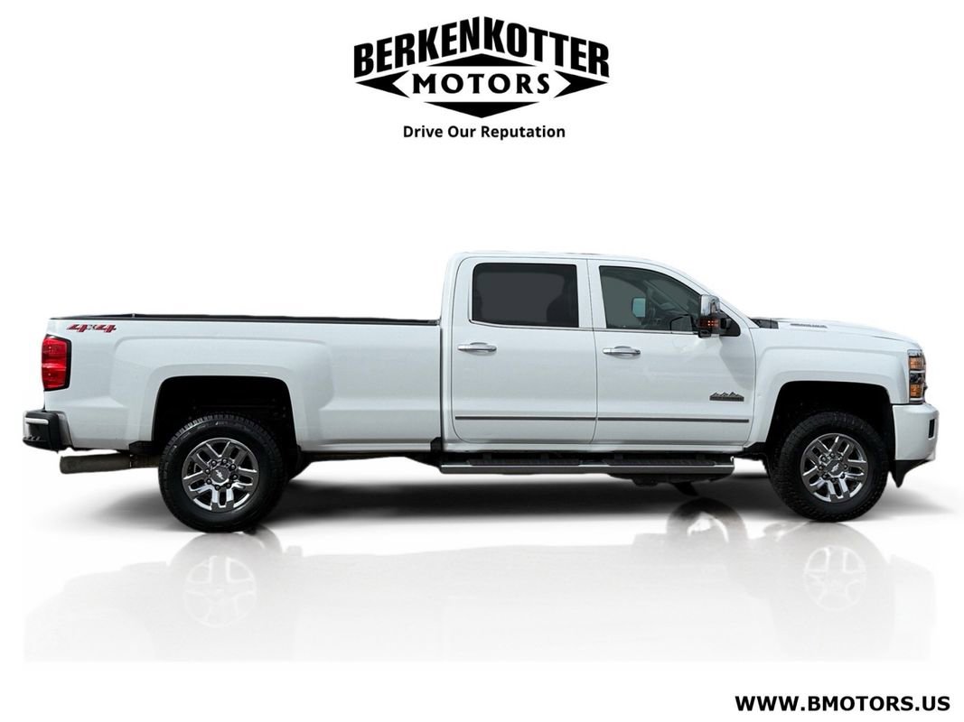 Used 2019 Chevrolet Silverado 3500 High Country w/ Duramax Plus Package image 2
