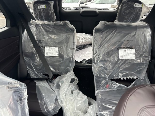 New 2026 Ford Explorer Platinum w/ LUX Leather Package image 17