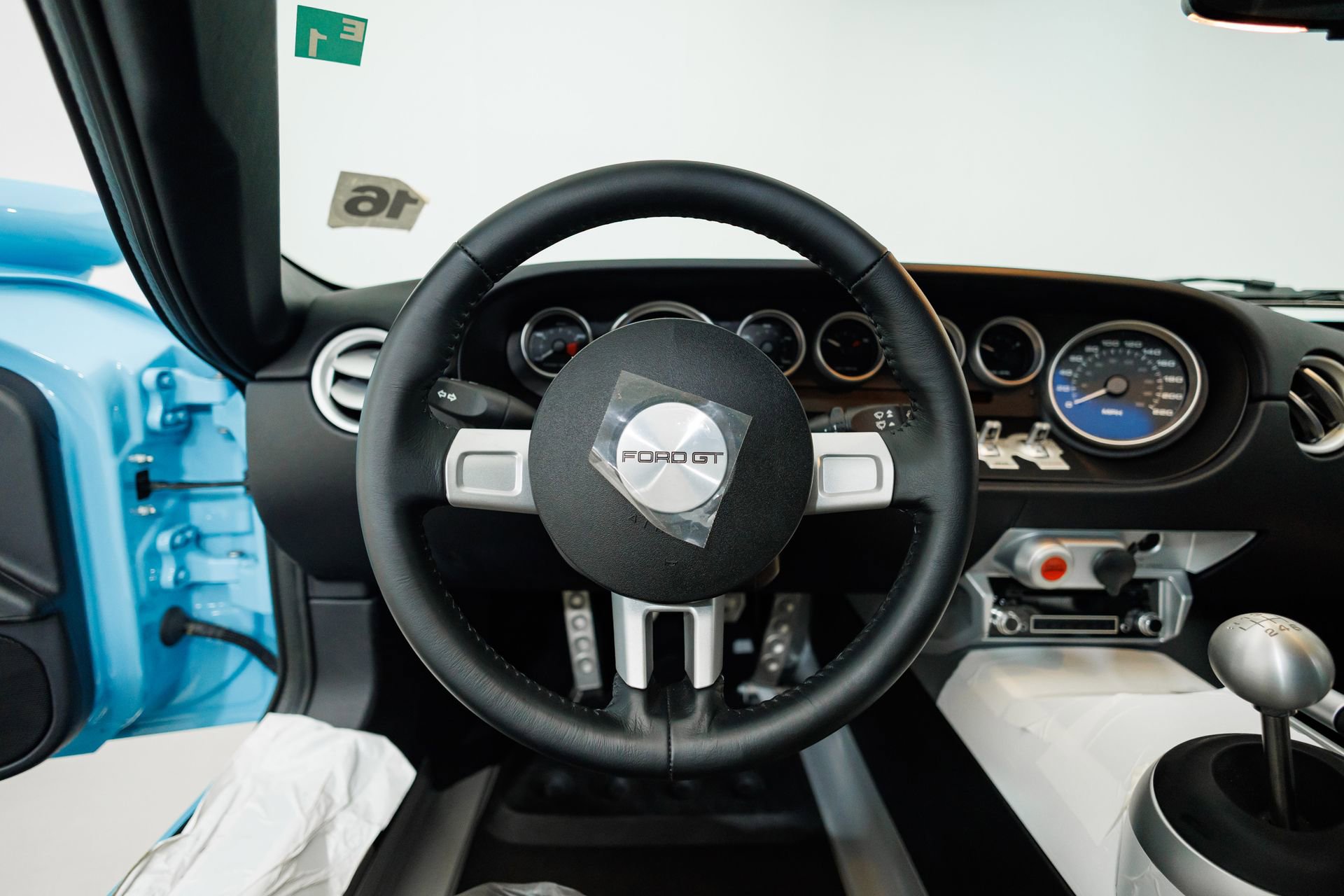 Used 2006 Ford GT RWD image 65